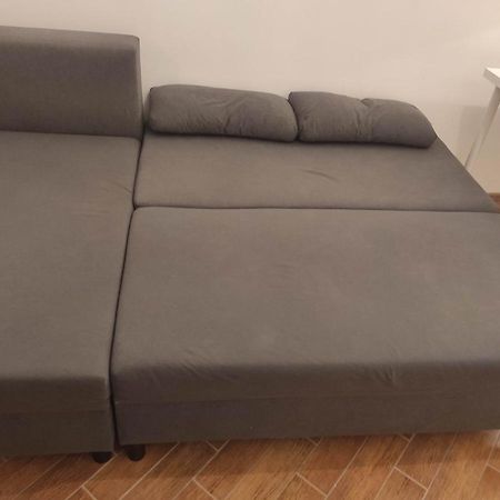 Nice Room With 2 Shared Bathrooms ,Wc , 2Km To Old Town -100M From Metro Szwedzka Varsavia Esterno foto