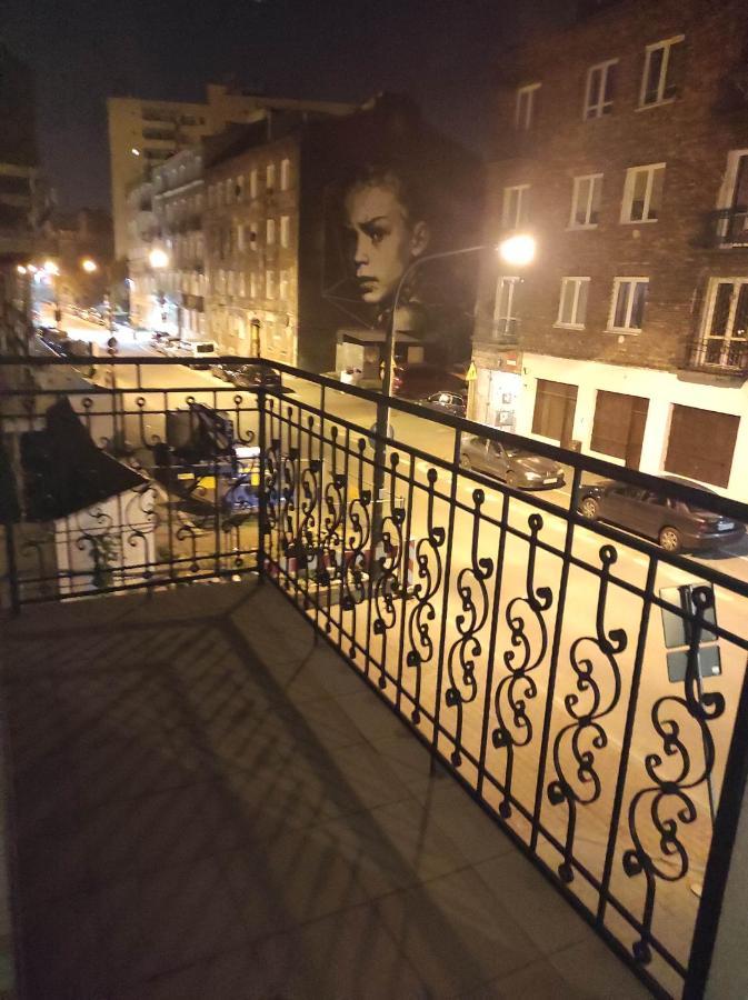 Nice Room With 2 Shared Bathrooms ,Wc , 2Km To Old Town -100M From Metro Szwedzka Varsavia Esterno foto