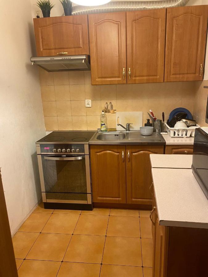 Nice Room With 2 Shared Bathrooms ,Wc , 2Km To Old Town -100M From Metro Szwedzka Varsavia Esterno foto